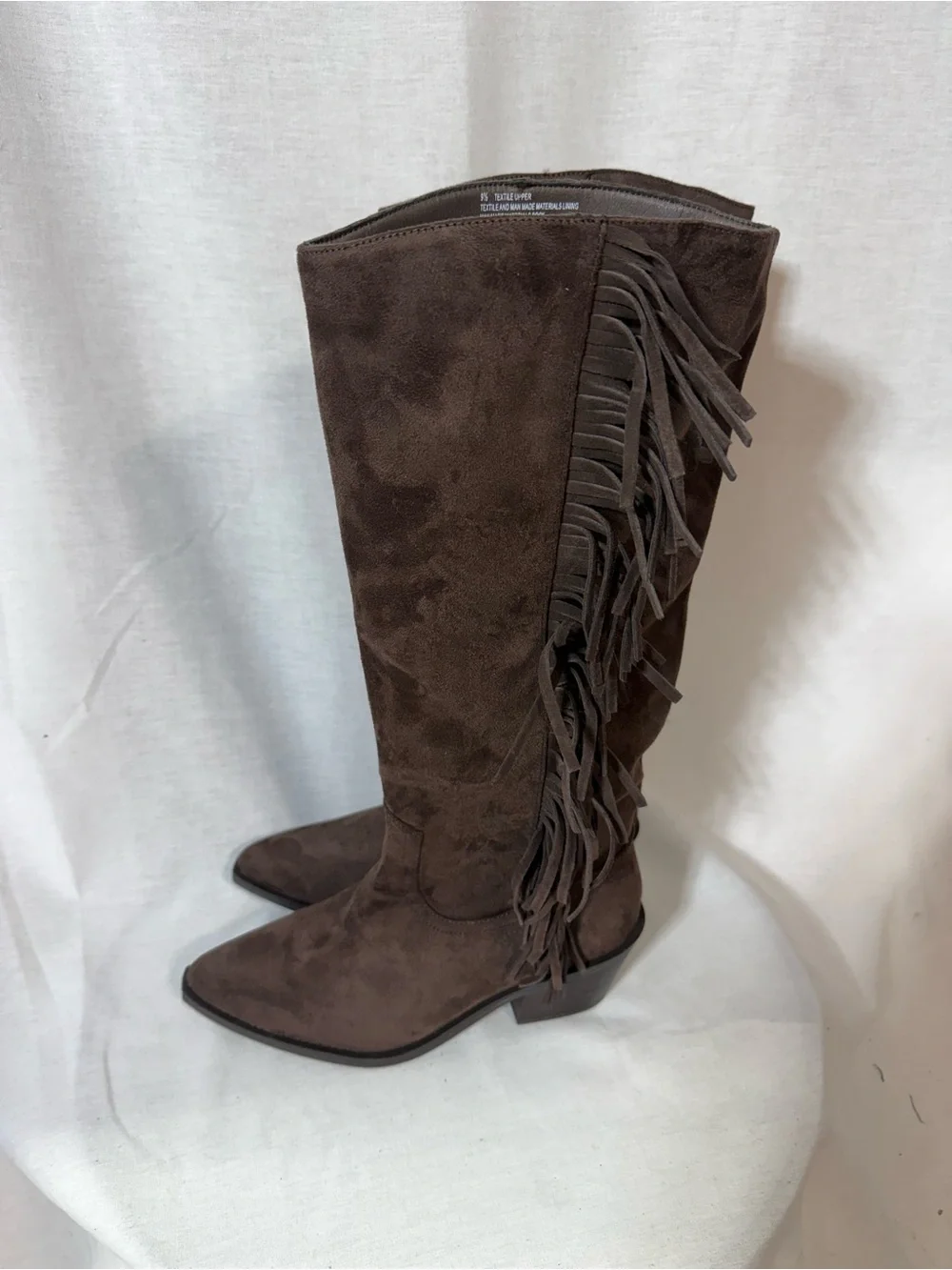 Universal Thread tall suede